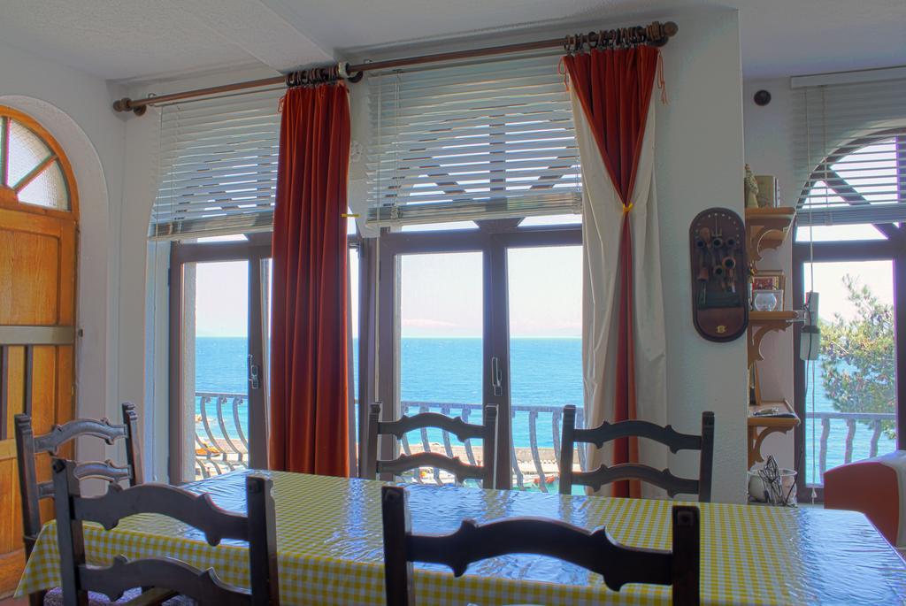Apartments Casa Sul Mare Pisak Habitación foto